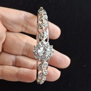 Silver Tone Sparkle Floral Bracelet (Likely Rhinestone)